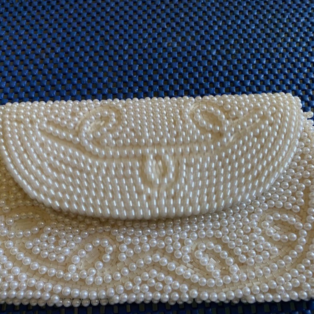 Designers White Pearl Beaded Clutch Evening Bag Purse - Picture 3 of 7